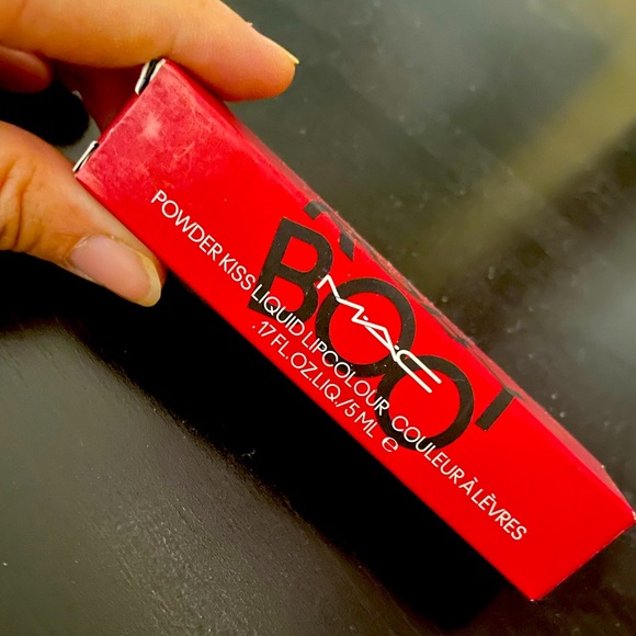 Mac Ruby Boo powder kiss liquid lip color- limited edition - Picture 2 of 4